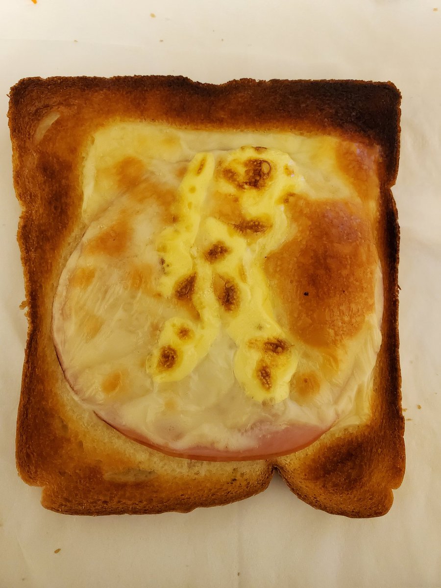 rf9csPdqUryh7Y9's tweet image. 今朝はハムチーズマヨネーズトーストとキャベツ人参レタスツナサラダで心身共に栄養頂きました🍴🙏☕😃☀️

おはよう👋😆✨☀️