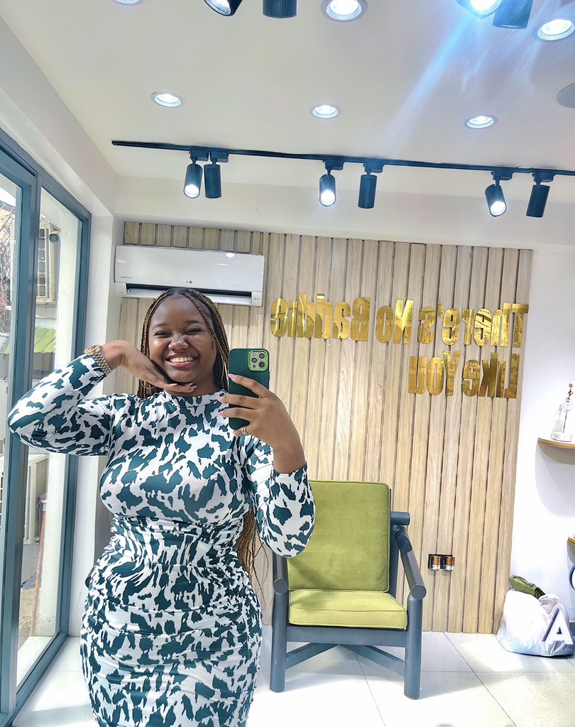 owobaybee's tweet photo. Growing and glowing 🌟 https://t.co/RnkPHzCDi3