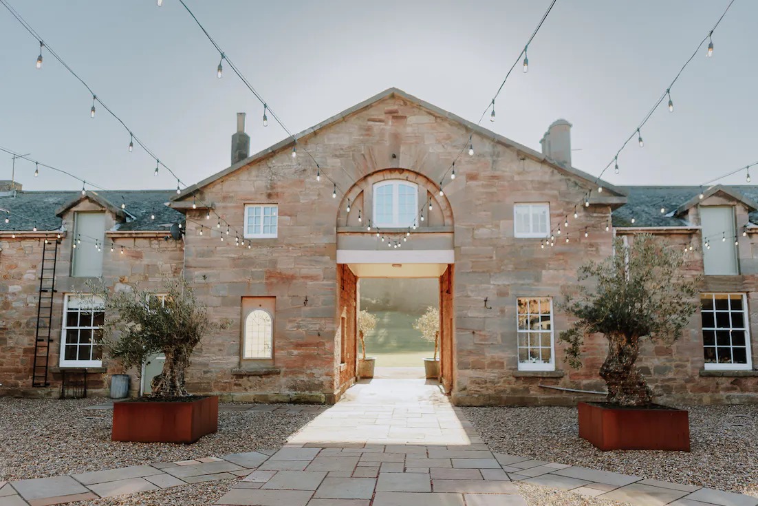 Bridebook tweet media