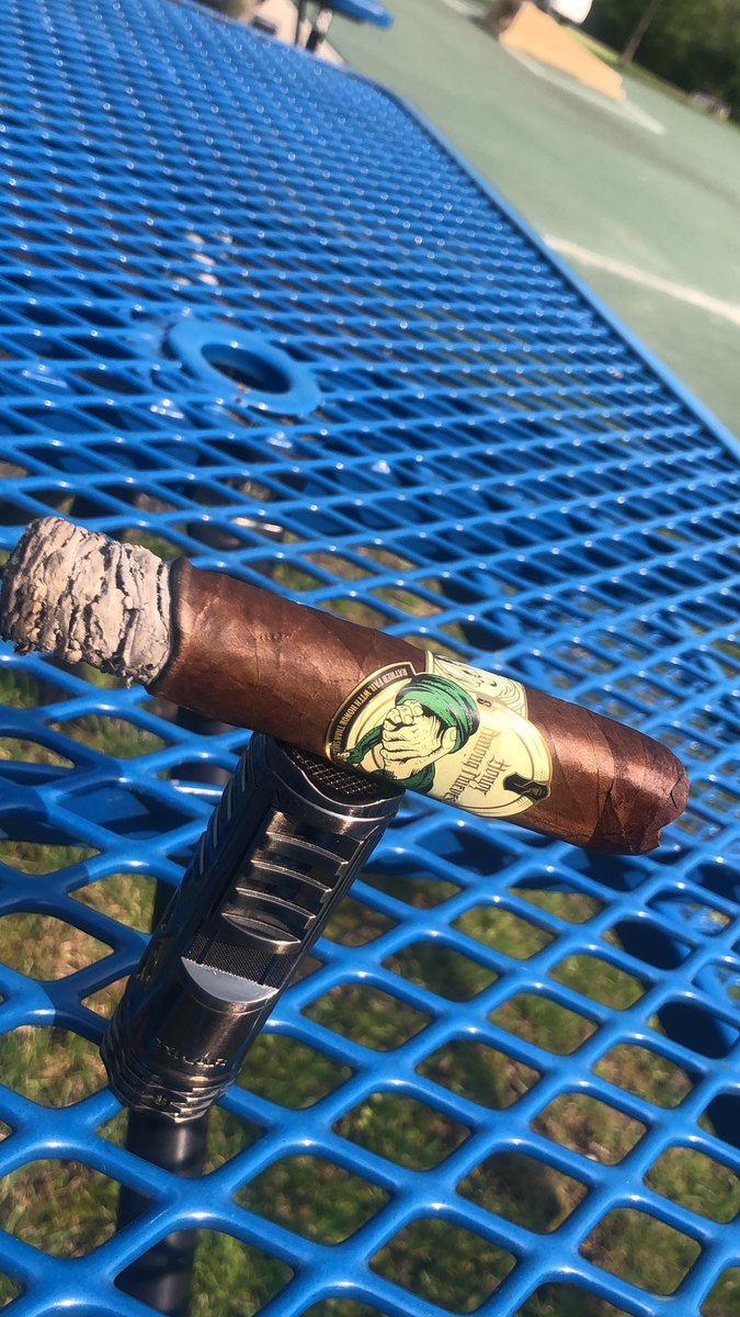3yr old Sinistro - Honor among thieves