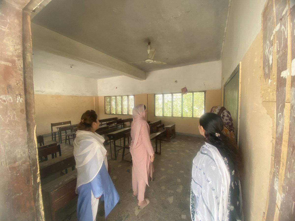 Surveyed various schools of DMC to identify their major issues and workout a plan for their improvement. 

#DMCSchools #AC #Gulberg #Education #Karachi