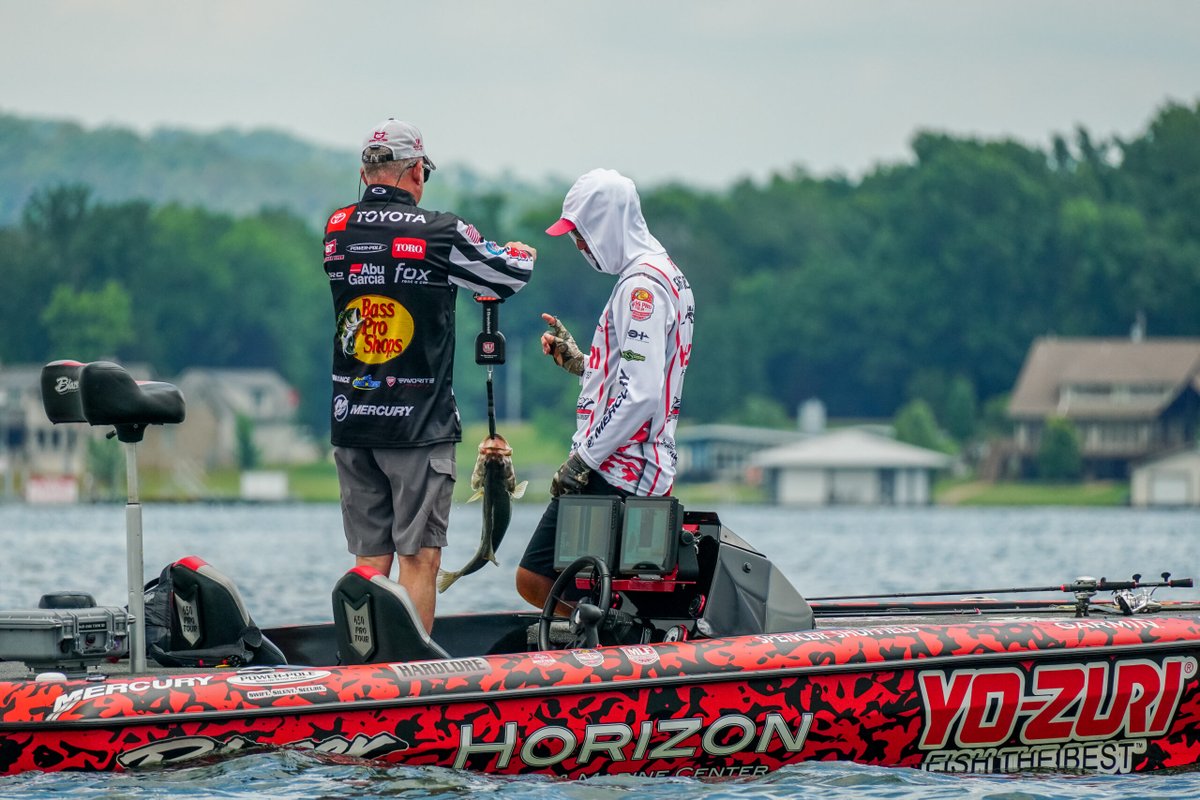 MajorLeagueFish's tweet photo. If the wrap doesn't catch your eye, that chunky bass will! 👀

Spencer Shuffield had the best day on Lake Guntersville with a 24-pound, 7-ounce limit that shot him well above the #ToroCutLine. Now he's on to the Stage Four Knockout Round! https://t.co/9tG3dQANZp
@TheToroCompany https://t.co/0UcZSIpkDZ