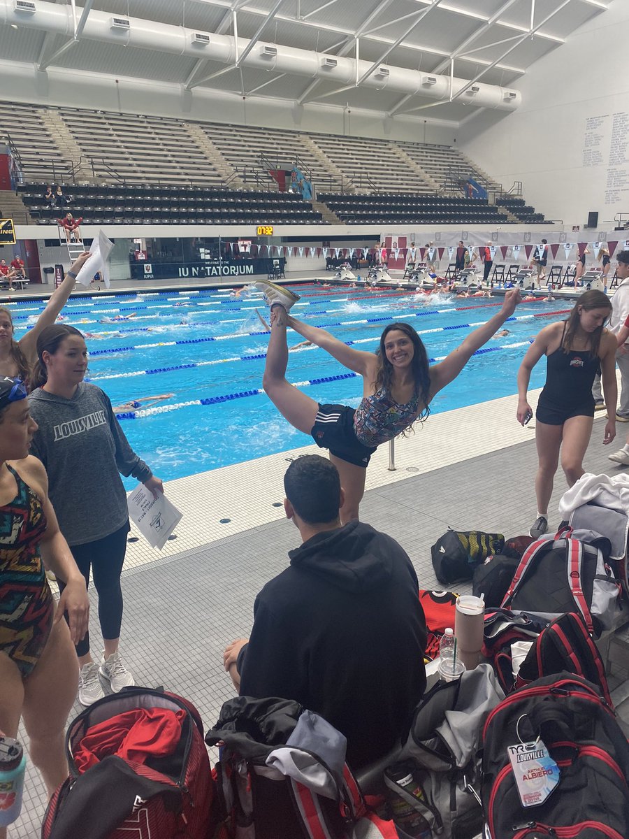 she ate! <a href="/AlbieroGabi/">Gabi Albiero</a> #iunatatorium #indyspringcup