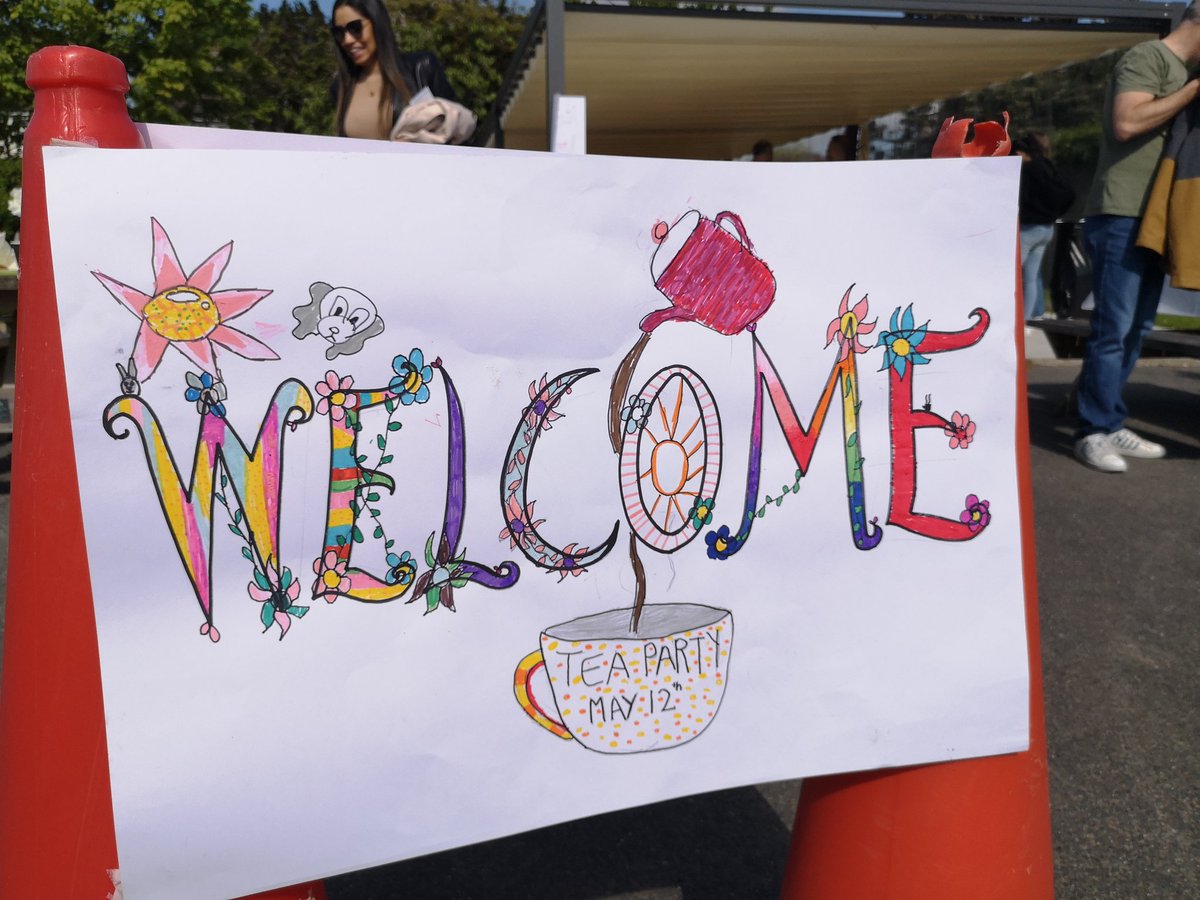 anne_maddock's tweet photo. A great afternoon had by all last Friday @StJosephsLucan First Year Garden Party, held in beaming sunshine in our #OutdoorClassroom. Lovely to meet parents and students on a social occasion! https://t.co/IMuxMMpHAB