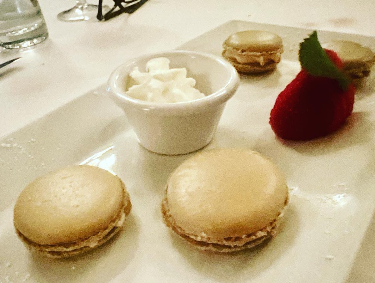 MannysBistroNY's tweet photo. Happy Graduation Week to everyone, but especially to a few special people: Our amazing teenage pastry chef Daron just graduated from @yorkprep &amp; dear guest Katsumi graduated from @Columbia. Bravo! Your @mannysbistrony family is so proud of you.🥂🎓#mannysbistro #nyc #graduation https://t.co/Qd0VBK8sW8