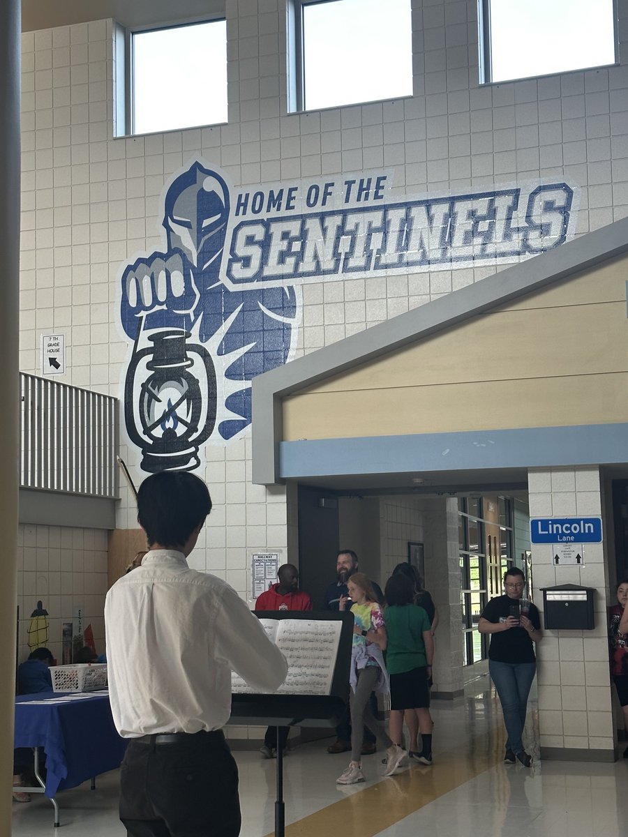 Playing under pressure!!  Awesome 🤩