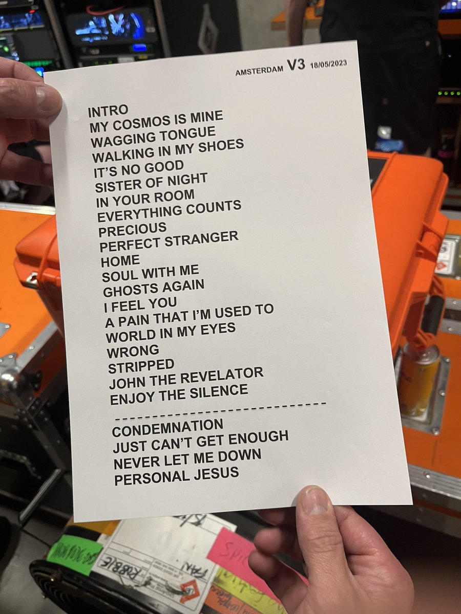 CollectingDM's tweet photo. #RT @homemode: RT @PeterToo: So much fun. Had a great time in Amsterdam. #DepecheMode https://t.co/gjLNyZLym6