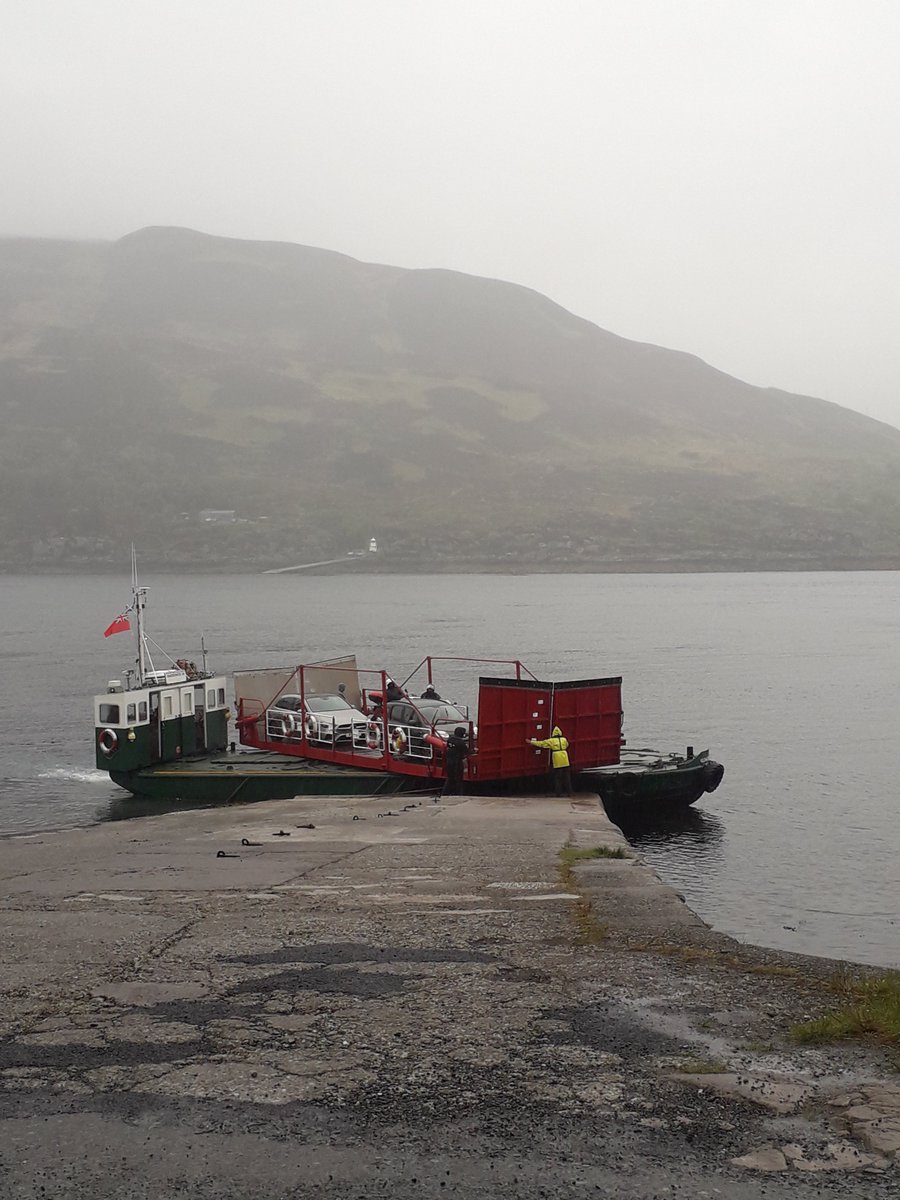 Rooz79's tweet photo. Nice commute today! 
#skye #turntableferry https://t.co/EgZ0APrGXn
