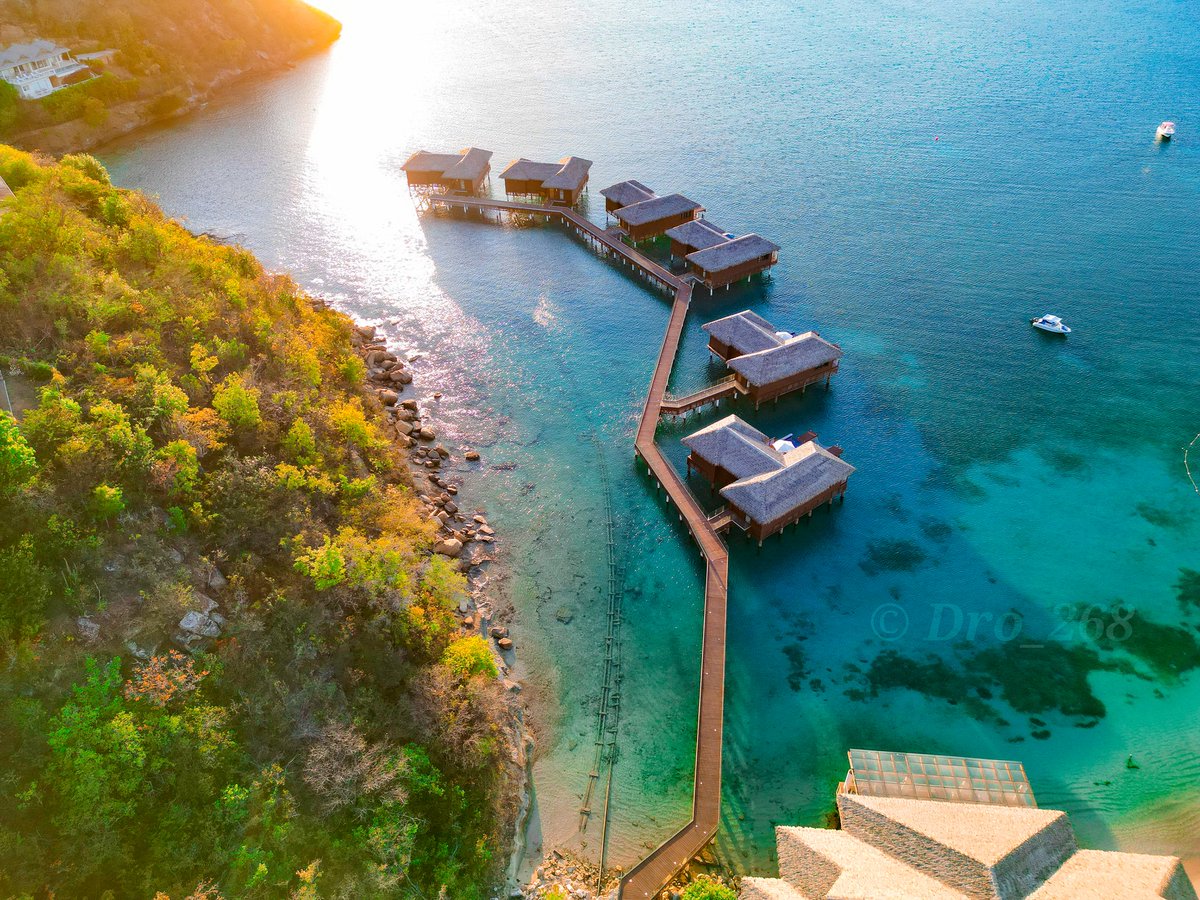 King_Dro268's tweet photo. 🫶🏾🇦🇬 #DeepBay #OverWaterBungalows https://t.co/5HrOaqjYXY