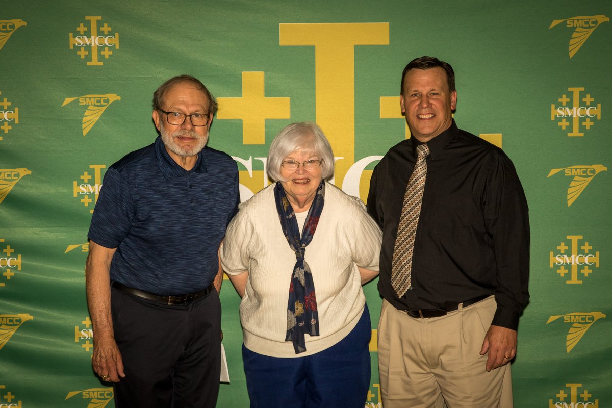 SMCCMonroe's tweet image. Last night, we honored the Class of 2023 at Senior Recognition Night. Members of the senior class were recognized with a variety of awards and scholarships for their academic success and outstanding achievements over their four years at SMCC. 

Photo Credit: Stephanie Hawkins