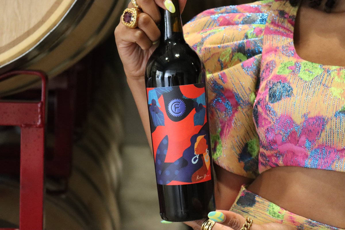 reynasnoriega's tweet photo. Black Girls in Napa Valley ✔️
Black Girls with their own wine in Napa ✔️✔️ https://t.co/Yqs4wZbz2V