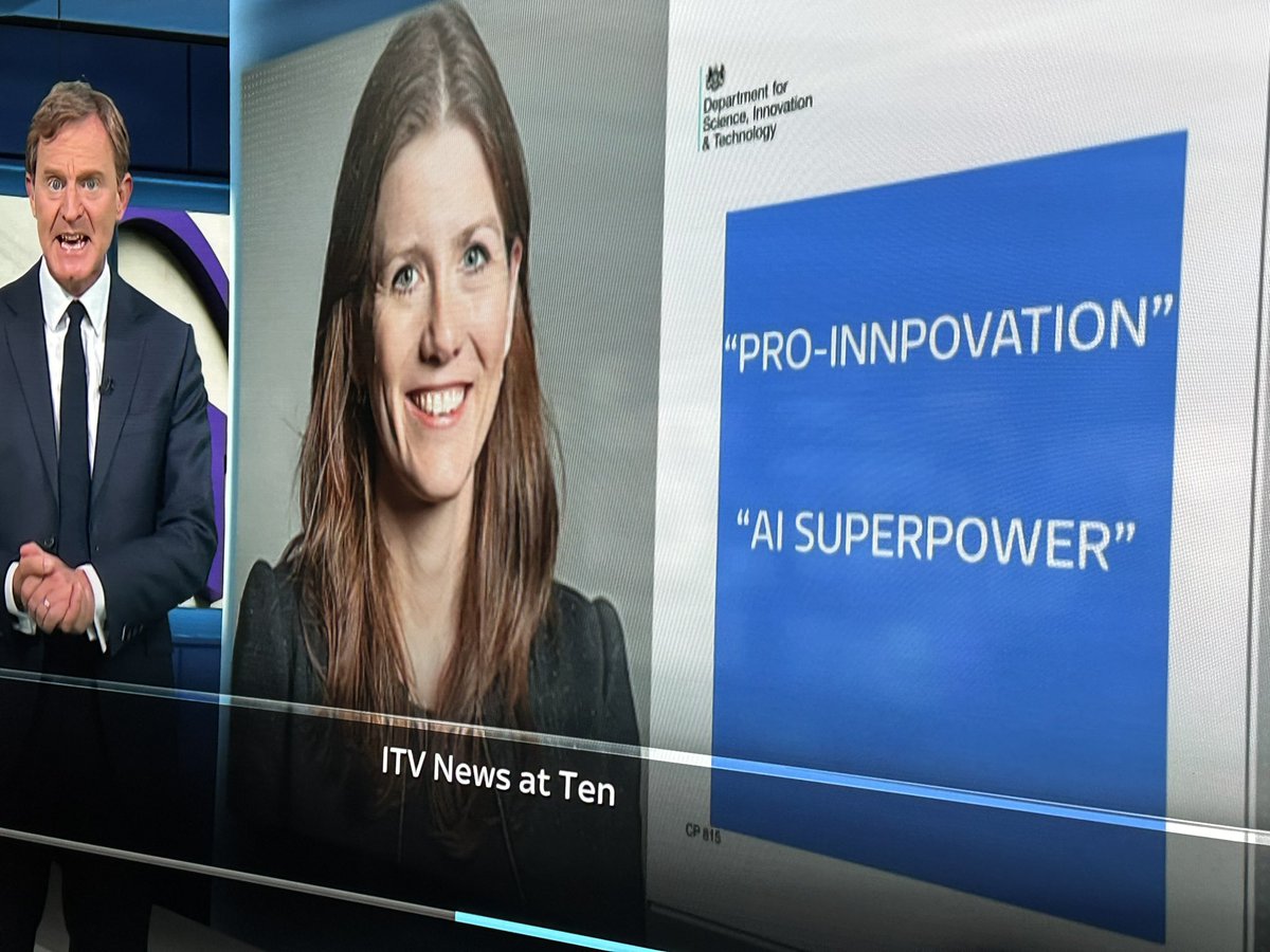MarcMorph's tweet photo. Oh wow - when you’re reporting on a communications story and can’t spell !
Way to go ITV News !

#facepalm https://t.co/M8oLDsDK0K