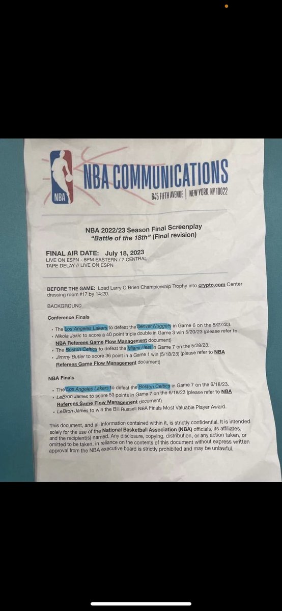 JustIn44700184's tweet image. What’s going on here? #LetsGoCeltics🍀 #RoadTo18🍀 #BelieveInGreen🍀