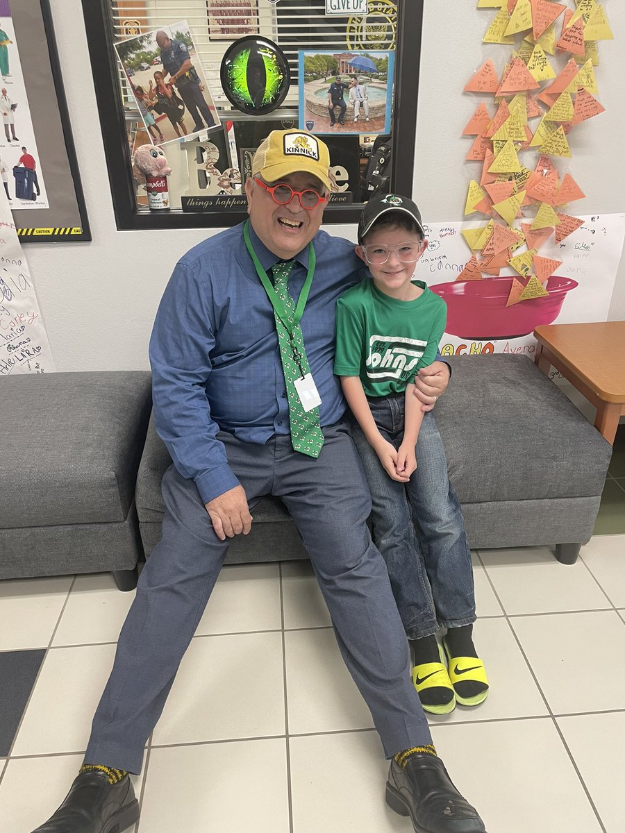 Kaitlyn Davis tweet media