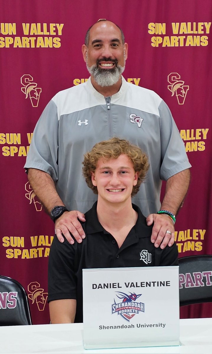 SVBBallCoach's tweet image. Congrats @DanieljVal !! @SUHornetsMBB you're getting a steal!! I'm proud of you Daniel, a little bittersweet, my last player to sign to play in college.  Can't wait to see where this takes you! #SVBballFam