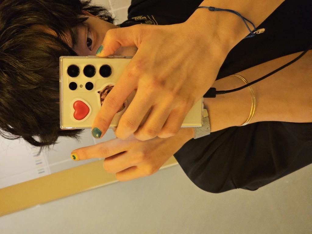 jzzzindaeyo's tweet image. Bobby new pfp on #cplus

#BOBBY #바비 #バビ 230519