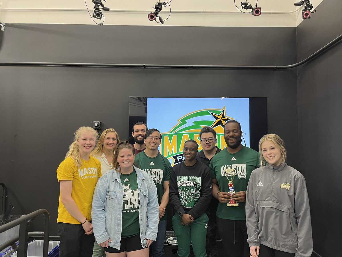 Great job with year end poster presentations! <a href="/MegKMagee/">Meghan Magee, PhD</a> <a href="/BruceLu1993/">Bruce Lu</a> <a href="/seoul_strength/">Brian Guthrie</a> <a href="/MarikaKorpinen/">Marika Korpinen</a> Faith Brown, Adam Burke, Joe Hahn, Noelle Saine, Devon Trieschock #PatriotPerformanceLab