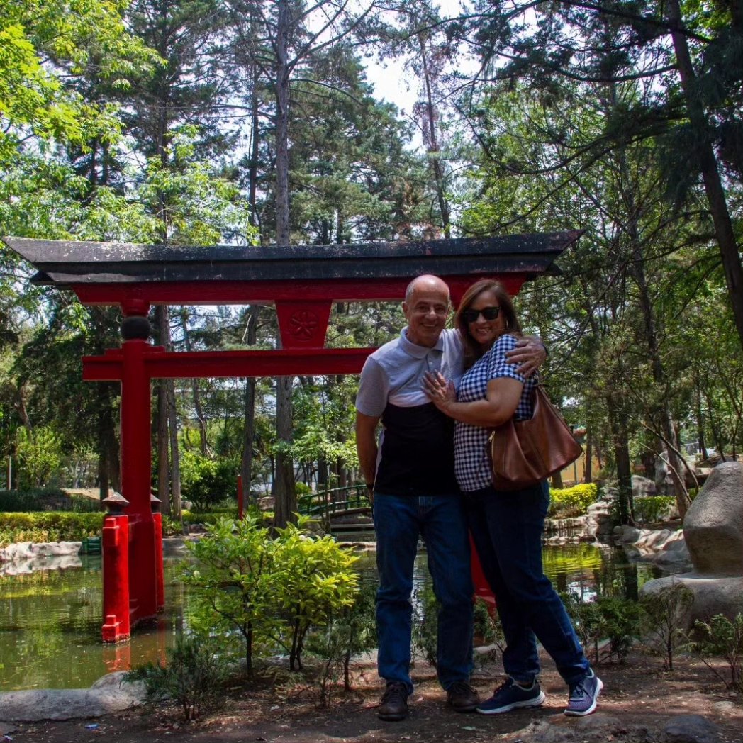 MR240218's tweet photo. Seguimos paseando, ahora por el @parquehundido y #parquemasayoshi con mi amorcito @RubenCharvel 😍😍😍 https://t.co/snGm52KF7u