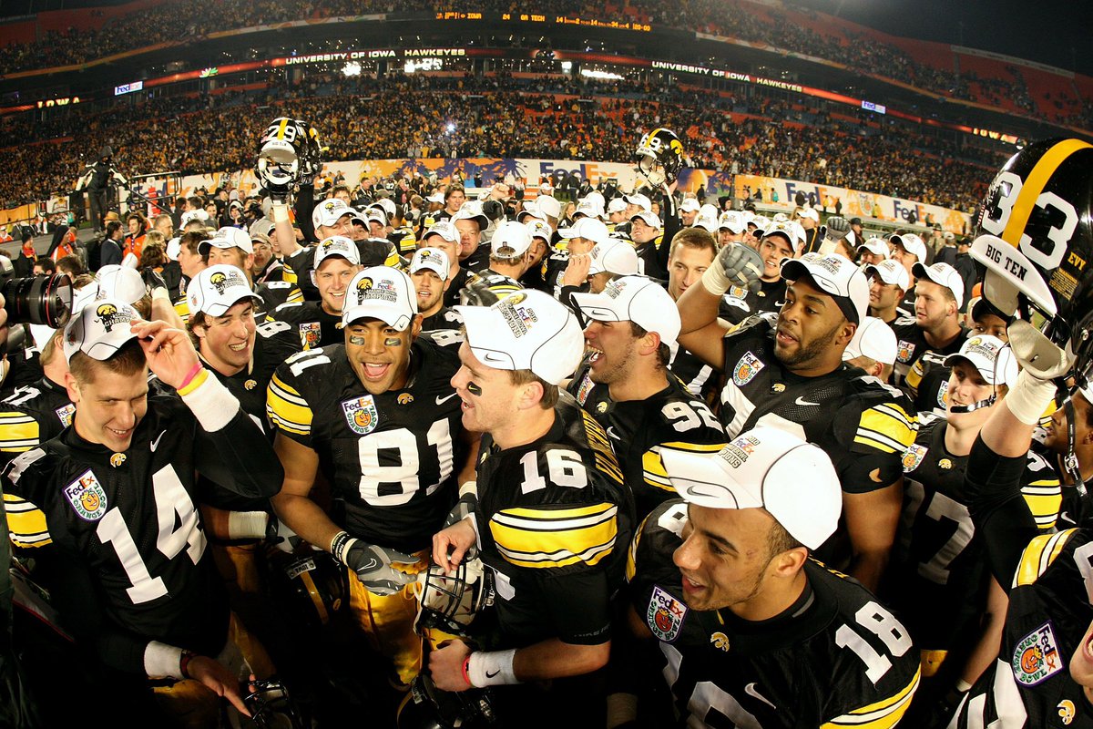 CFBReport's tweet photo. Big Ten Bowl Record since 2003

1. Ohio State 12-9 57.1%
2. Wisconsin 11-9 55.0%
3. Iowa 9-8 52.9%
4. Penn State 8-7 53.3%
4. Minnesota 8-7 53.3%
6. Michigan State 7-7 50.0%
7. Maryland 6-4 60.0%
7. Rutgers 6-4 60.0%
9. Nebraska 6-6 50.0%
10. Northwestern 5-7 41.7%
11. Purdue 4-6 40.0% 
12. Michigan 3-13 18.8% 
13. Illinois 2-4 33.3% 
14. Indiana 0-5 0.0%

• Ohio State & Wisconsin are the only teams w/Double Digit Bowl Wins
• Indiana hasn’t won a bowl game since 1991
• Michigan is the only team with Double Digit Bowl Losses
