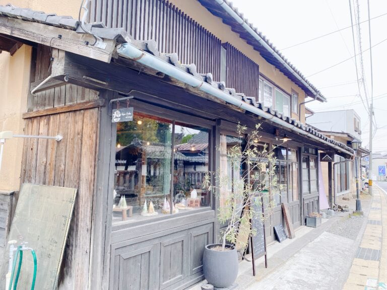 seritafudousan's tweet photo. ◾️C cafe&雑貨◾️
小布施にある素敵な古民家カフェ☕️
ハンバーガーも最高だった🍔💖
#小布施
#古民家カフェ
#Ccafe
長野県上高井郡小布施町小布施1004
※詳細はプロフィールリンク
「グルメブログ」からよろしくお願いします🥺 https://t.co/EtXgbCLeiB
