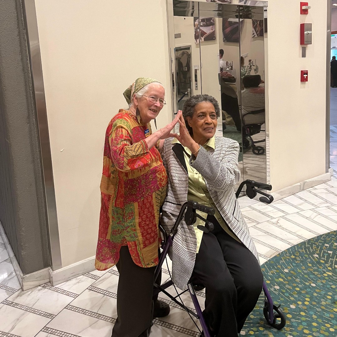 MMEI63's tweet photo. Sorors in Civil Rights  – NAACP’s Myrlie Evers and Freedom Rider Joan Traumpauer Mulholland were honored for their dedication to the fight at the National Center for Civil and Human Rights in Atlanta, Georgia. @Ctr4CHR 
#MMEI60th
#CountdownToThe60th
#MedgarandMyrlieEvers https://t.co/QqAeOGSR11
