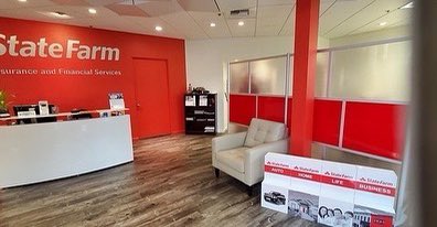 iDivideSpaces's tweet photo. Recent photos from a State Farm Insurance office with iDivide partitions using our red acrylic accent panels. Create your own wall by combining any of our colorful modular panels.

https://t.co/MBoyICT7Ci

#officedesign #OfficeSpace #designer #interiordesign #interiordesigner https://t.co/eEaQxECW0t