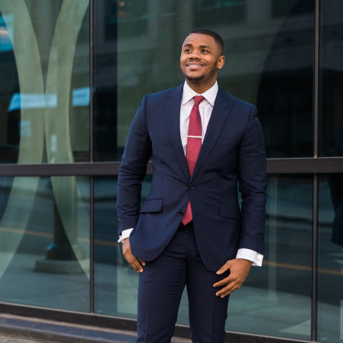 FPMKE's tweet image. Our #convenientamenities make it easy for you to dress for success. We offer #drycleaning services and #laundryfacilities so that you can make a great impression at the big presentation with a clean and pressed wardrobe. Learn more about us here: bit.ly/3I3U6sB