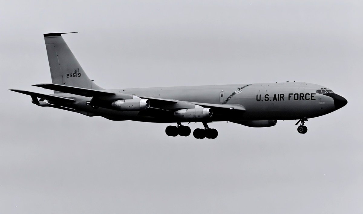 headdancer7's tweet image. #519の日 横田基地 KC-135A
41ARS 416BW 62-3519 1978。