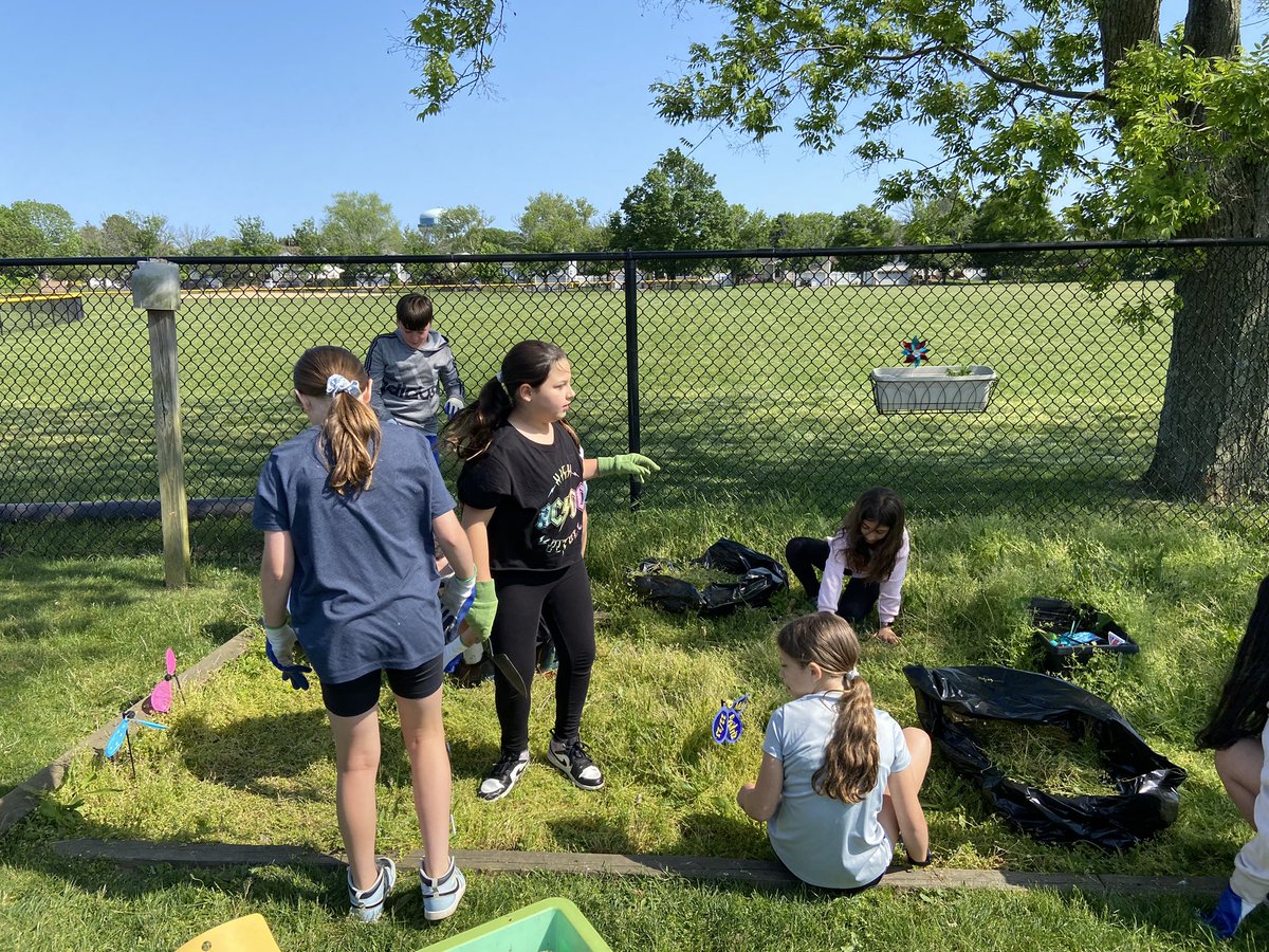 Denise Caliguri tweet media