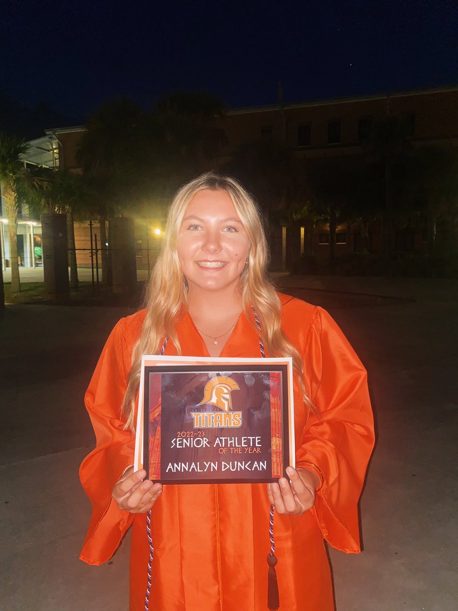 Annalyn Duncan (@annalynduncan) on Twitter photo 2023 UHS Athlete of the Year!!@UHSTitansSB  <a href="/UHSTitanStrong/">UHS Weightlifting</a> 2023 UHS Athlete of the Year!!@UHSTitansSB  <a href="/UHSTitanStrong/">UHS Weightlifting</a>