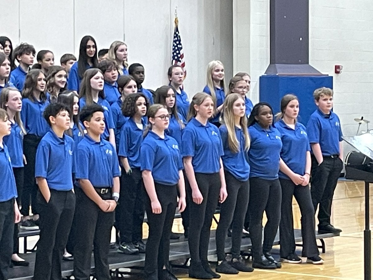 Edgewood Intermediate School tweet media