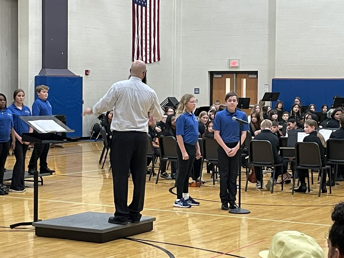 Edgewood Intermediate School tweet media