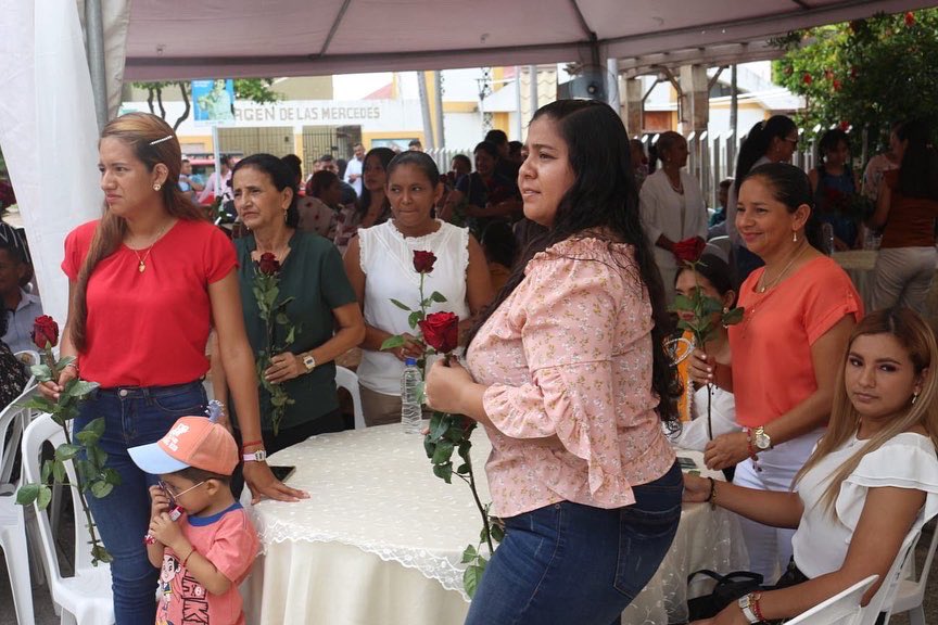 gadtarifa's tweet photo. El domingo 14 de mayo, se realizó la posesión de las nuevas autoridades del G.A.D. Parroquial de Tarifa, para el periodo 2023-2027. Liderados por el Presidente Mgtr. Johnny Yulán.
Tnlga. Carla Gómez (Vicepresidenta)
Sr. Michael Villao 
Lcda. Jenniffer Correa
Lcda. Lorena Lecaro https://t.co/MmI43ALNhw