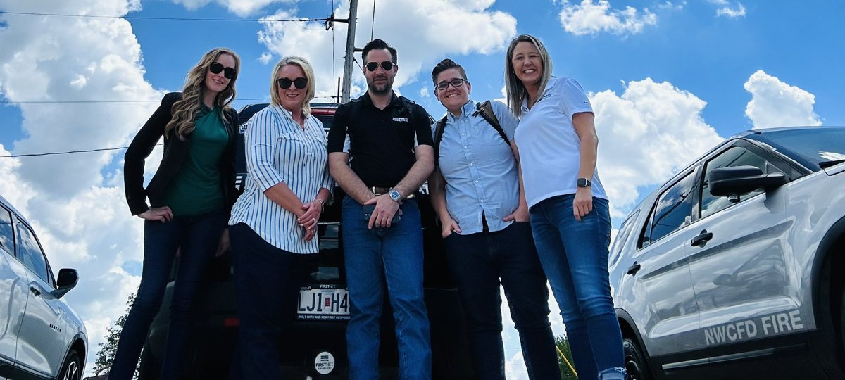 juliereshelle's tweet image. Best partners in the biz #FirstNet #MDPalumni @Tornadotiff27 @JustineKCMO