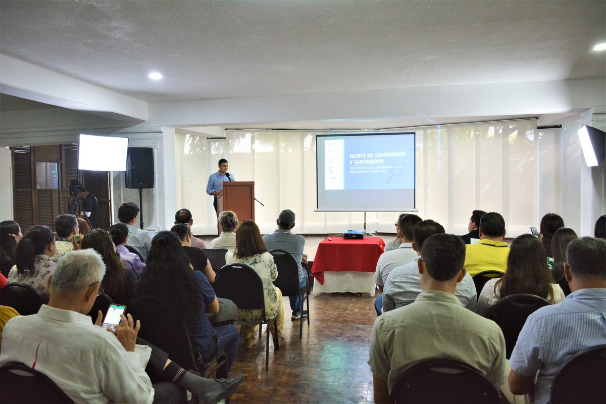 cccucuta's tweet photo. En alianza con la @CCBucaramanga, @pro_santander, @CRCNorte y @UIS llevamos a cabo la socialización de la estrategia ¨Norte de Santander y Santander: Oportunidades comerciales y de inversión en Venezuela. https://t.co/NfM0Hg2vd5