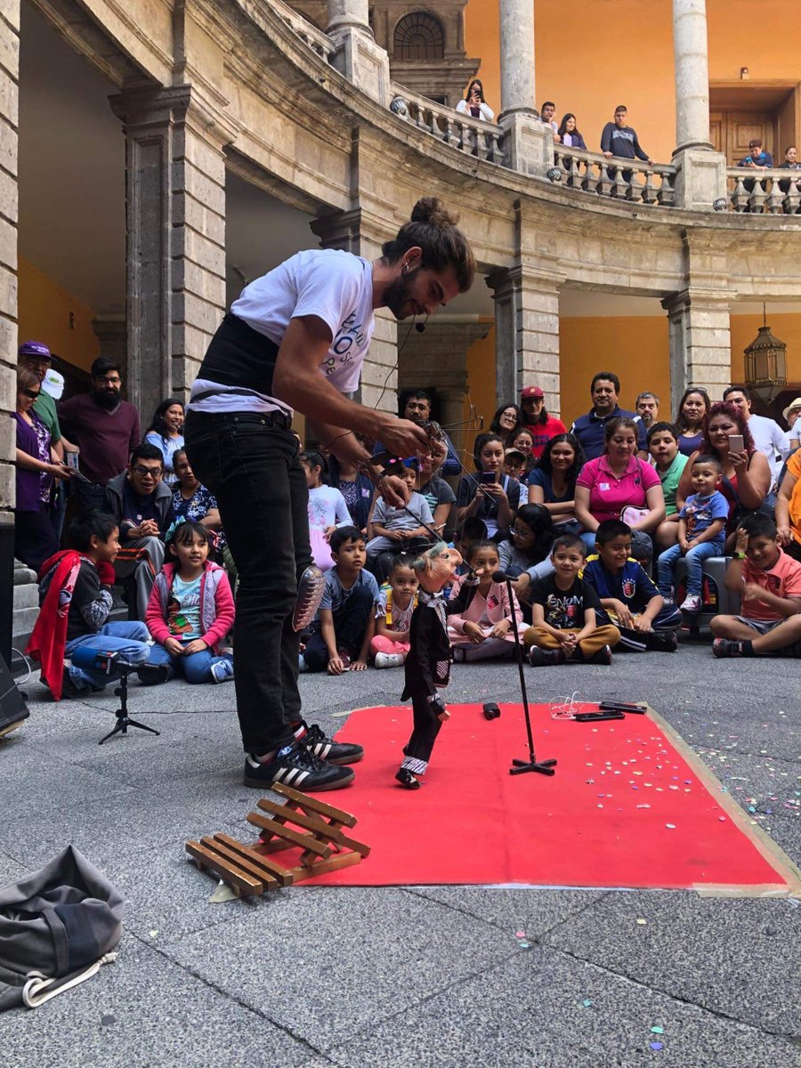 UmoreAzoka's tweet photo. Jarraitu hemen @UmoreAzoka-ko gaurko programazioa / Sigue aquí el programa de hoy 19 de Mayo de la @UmoreAzoka
https://t.co/mvarlc2yWW
#umoreazoka #umoreazoka2023 #kalekoarteak #artesdecalle #antzerkia #dantza #danza #zirkua #circo #euskalzirkua #artekale #artekaleeuskadi https://t.co/fMNSwLpJUM