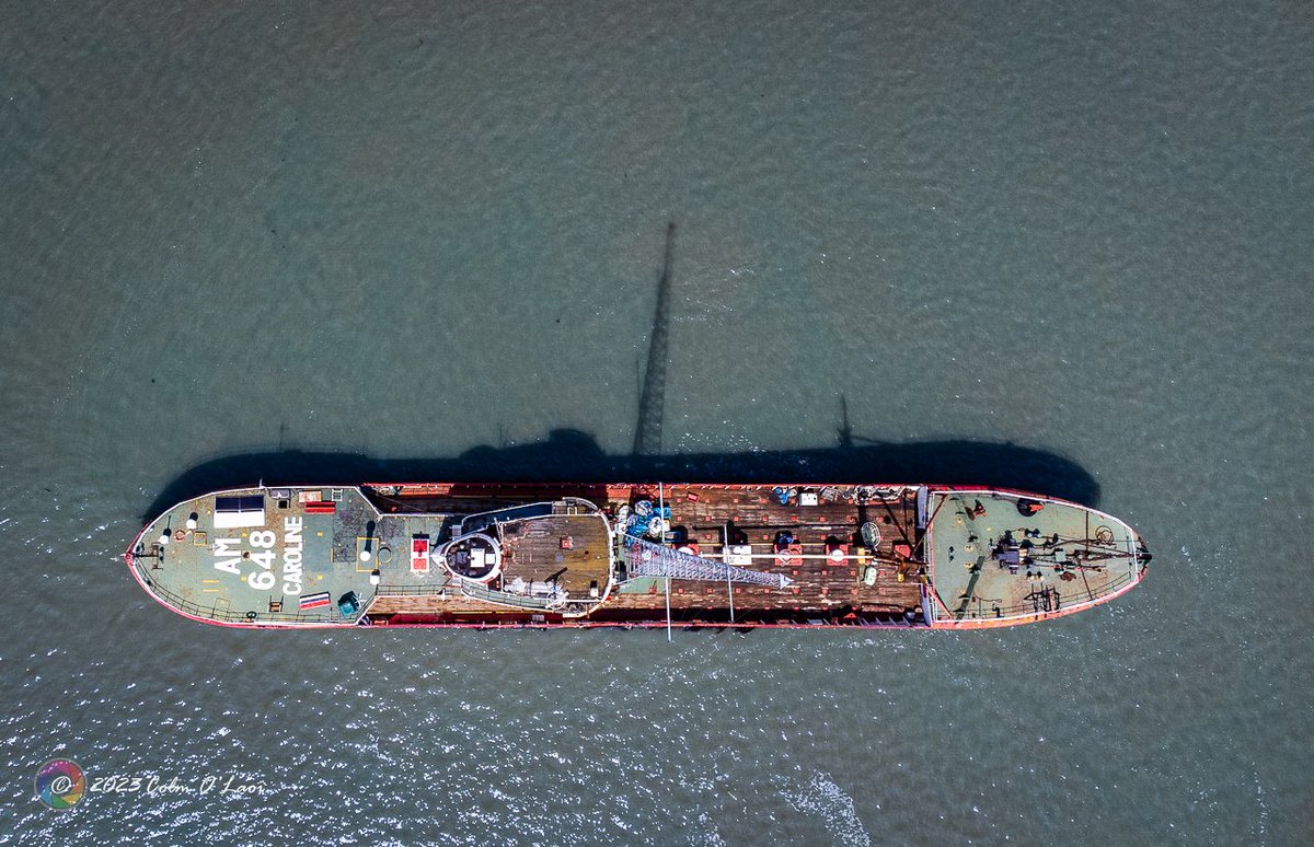 12 o'clock shadow #RossRevenge #RadioCaroline #Blackwater #Essex #Caroline #Shadow <a href="/TheRadCaroline/">The Legendary Real Radio Caroline</a> <a href="/MVRossRevenge/">Radio Caroline Ross Revenge</a>