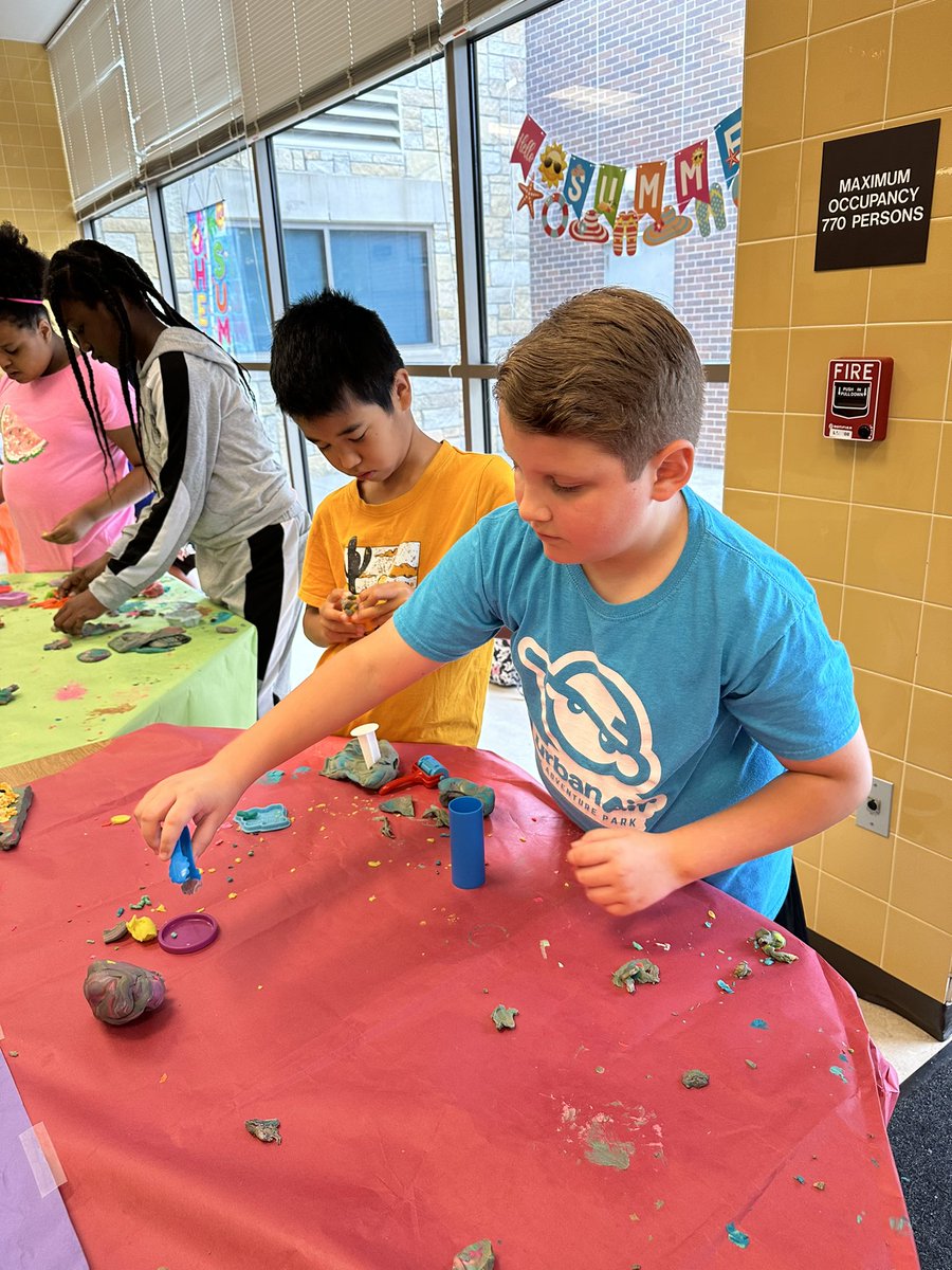 Catherine Calomeni tweet media