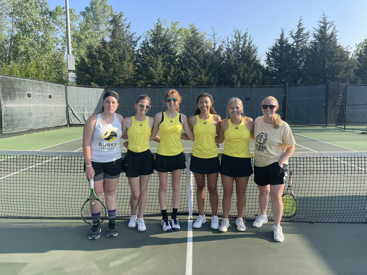 BurkeGTennis's tweet photo. Amazed is an understatement. This team was incredible. The wins, medals, and victories aren’t the highlight. It’s the grit, determination, and dedication of each player that kept us going. I will never forget the success. Proud is an understatement https://t.co/8HiiNBwmQO