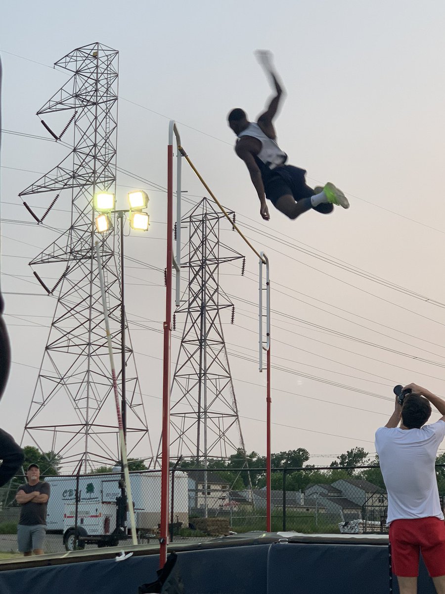 Perry Athletics tweet media