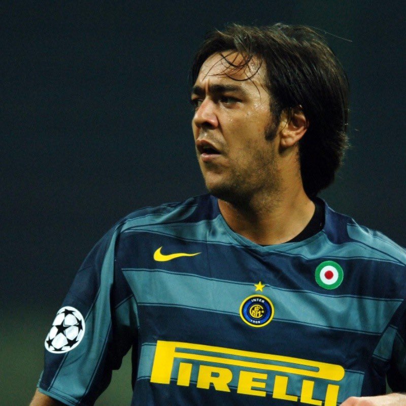 “Me puse feliz por el pasaje de #Inter a la final de la #ChampionsLeague. Tiene un gran equipo y lo confirmo llegando a la final. El City es un equipo de otro planeta. Me gustaría ir a ver la final pero acá hay mucho trabajo”

<a href="/Chino_Recoba20/">Álvaro Recoba</a> en Pasión Tricolor

AL AIRE ((1010