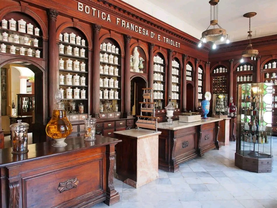 Otras dos joyas que atesora #Matanzas el Museo Farmacéutico y el Museo de Bomberos!!!
#CubaEsCultura 
#CubaUnica