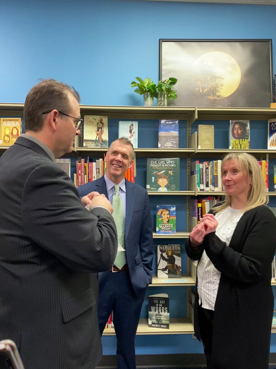 minewasko's tweet image. This afternoon, I had the pleasure of announcing that our @MBGov is partnering with @enrichedacademy to deliver a financial literacy pilot program in the 2023/24 school year. This program provides practical knowledge and skills needed for adult living. #mbed #EducationIsKey