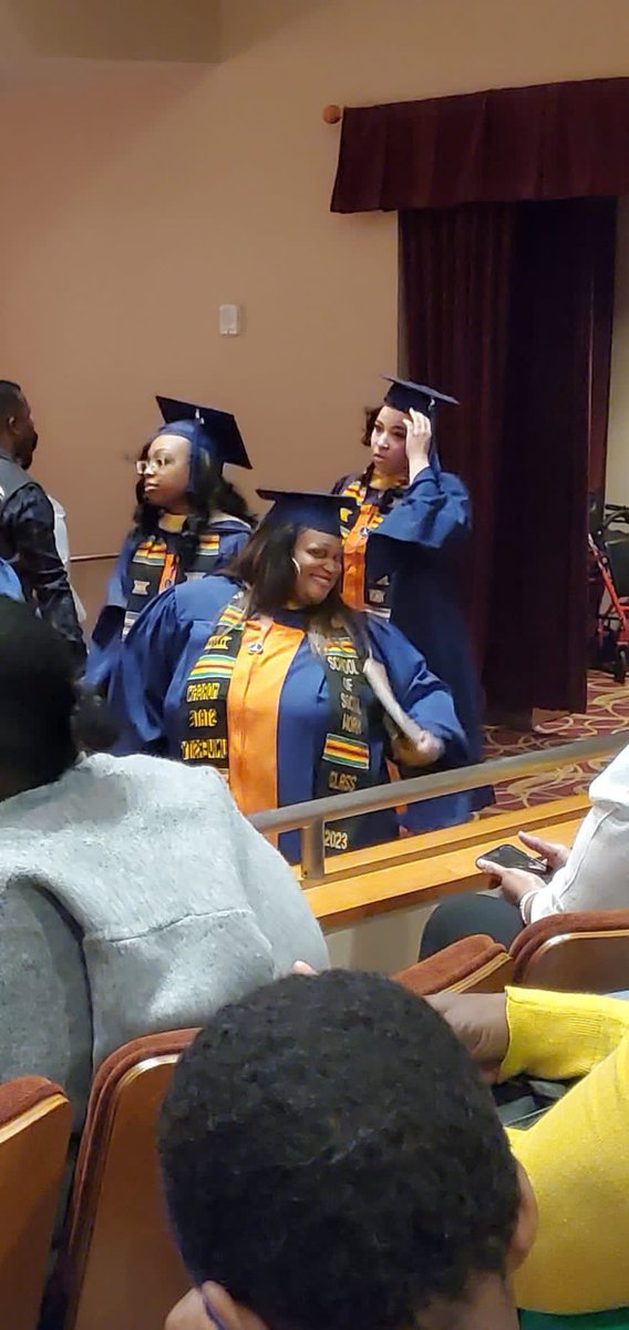 tarathetruth's tweet photo. Mastered it! Thank you Jesus!!🙌🏽👩🏽‍🎓
🔵🟡⚪️
Mrs. Tara L. Walker, MSW https://t.co/Cp5j8V9oGB