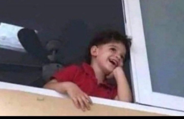 me tiene asi