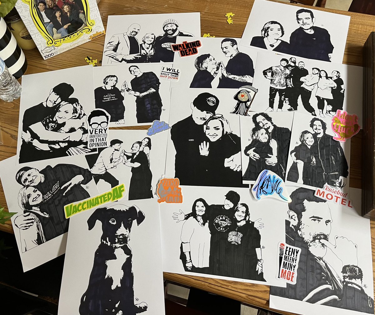 MelyndaE's tweet image. It was a #THEOrypod kinda day…had a new video drop, my #LifeIsABlink merch arrived and this freaking AMAZING package from the fantastic @Geek_ee …would you look at all the beautiful art she did of my pictures &amp;amp; these cool ass stickers?! Can’t thank you enough, love, you’re so