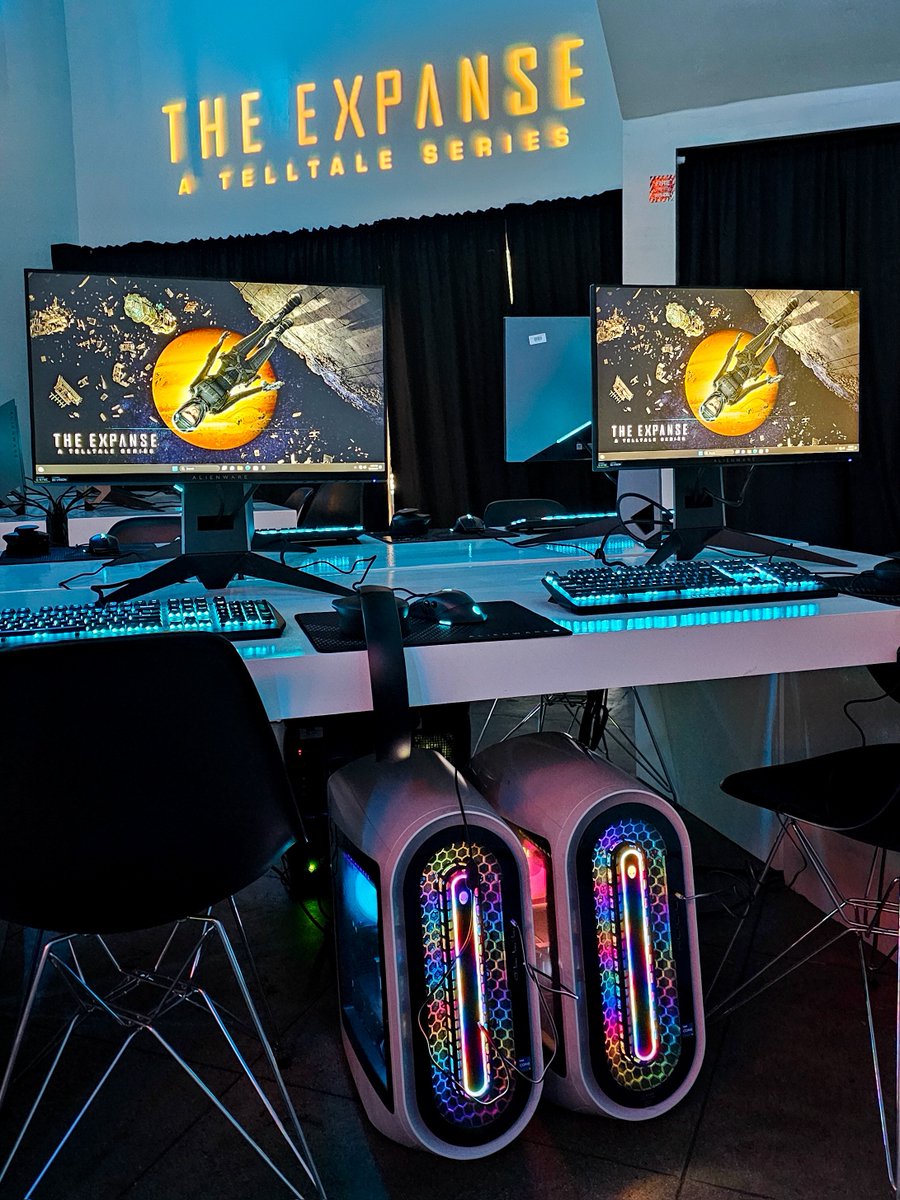 telltalegames's tweet image. We want to give a huge taki taki* to @alienware for powering our #TheExpanse: A Telltale Series press preview event yesterday! 

*That's 'thank you' in Lang Belta! 

#ScreamingFirehawks