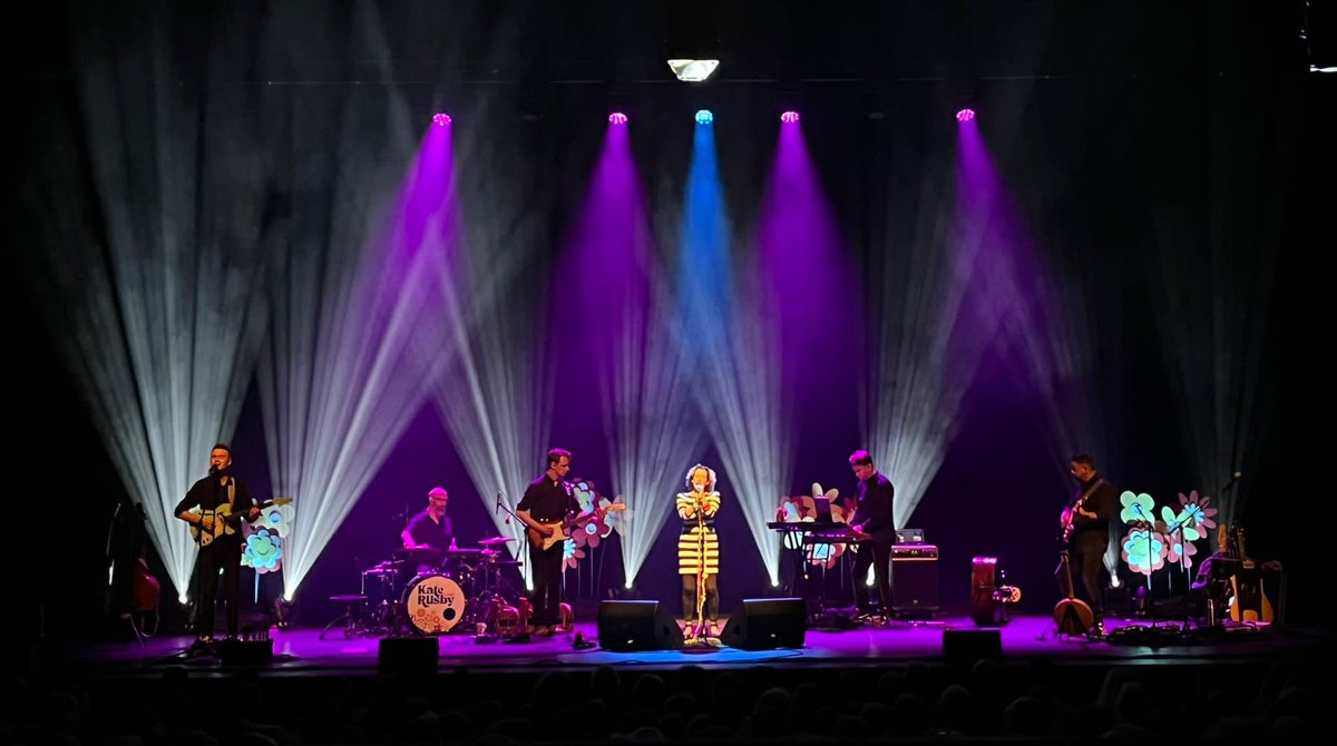katerusby's tweet photo. Cornwall ❤️ I adored tonight at @HallforCornwall , Truro. You were all amazing, thank you so much 🥰

Couple of days off to energise now and then on to @MalvernTheatres May 21 ⭐️ 

#springtour2023 #KateRusby #tour #Est1973 #songs #musicislife #manlytunes #Jenny #winetime https://t.co/ivLO6zVJou