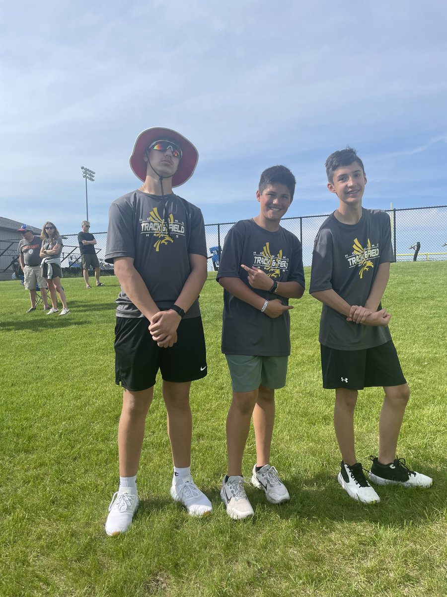 MrRileyReads's tweet photo. Another great 7th/8th grade Track &amp; Field season in the books for @HorningMiddle! Proud of all our athletes’ performances today at the City Meet and the entire season. Come cheer on our 6th graders next week! https://t.co/wd7k4RaAgh