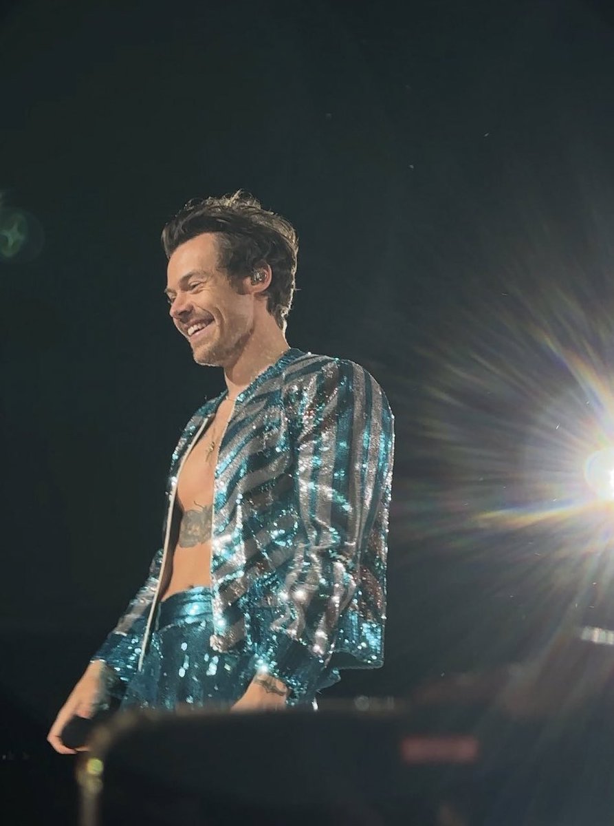. (@stylesarchlve) on Twitter photo 